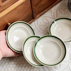 Conjunto de 4 Pratos de Cerâmica às Riscas com Bordas Verdes - Taças de Molho para Imersão de Cor Sólida Fáceis, Pratos de Snacks de 4,5 polegadas, Taças de Sobremesa, Adequadas para Cozinhas Domésticas e Restaurantes, para Servir Condimentos, Marmeladas, Sushi, Ketchup, Churrascos, Festas, Bolos