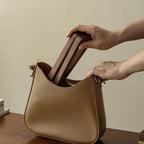 2 Peças Suporte Ergonômico para Laptop em Bambu - Altura Ajustável, Mesa Portátil com Base Larga para Estabilidade, Compatível com Livros/Tablets/Laptops, Elevador de Mesa em Madeira de Bambu para Escritório, Cabeceira e Viagem, Construção Durável em Formato de A
