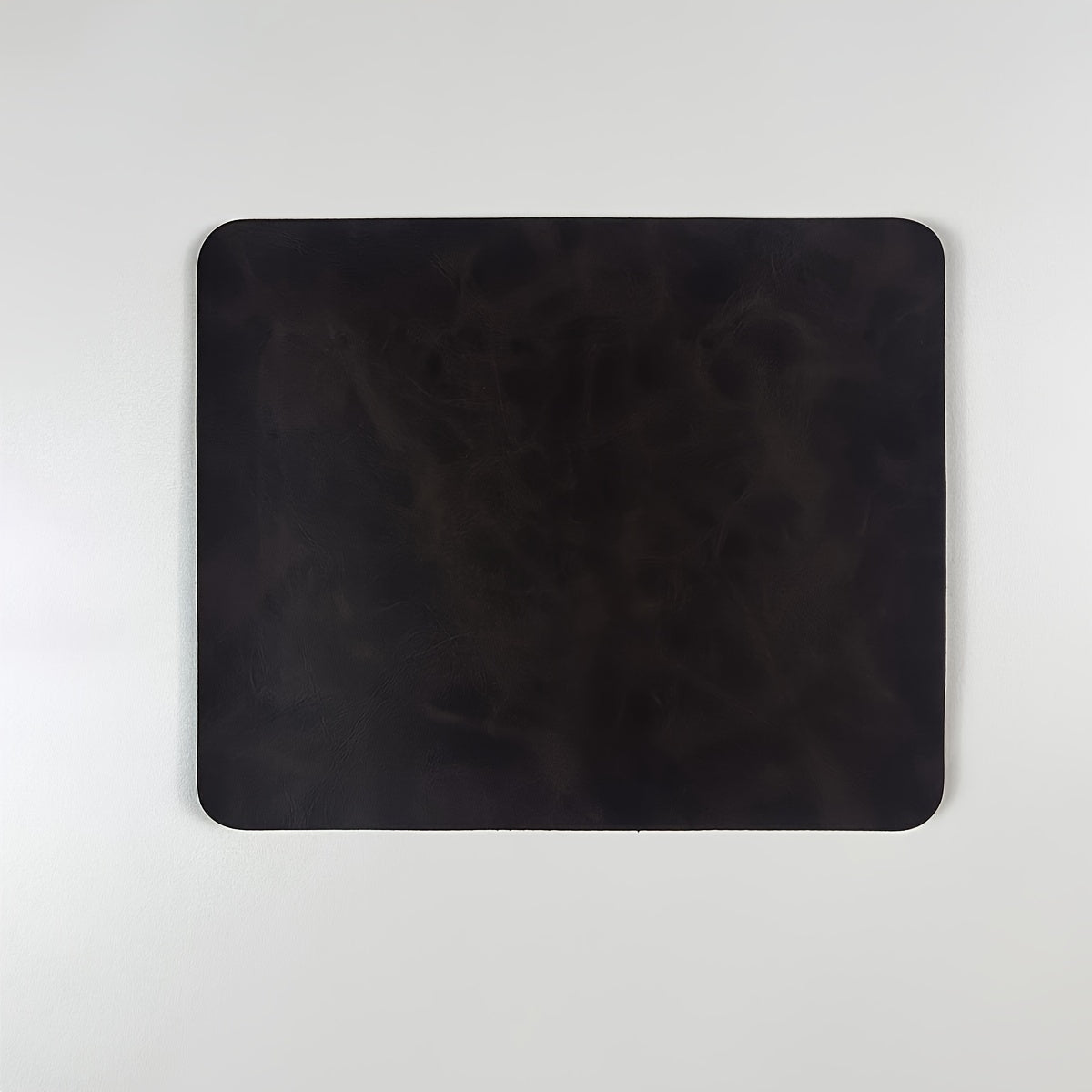Tapete de Rato com Textura de Pele PU de 20,9X25,3Cm, Antiderrapante e Durável, Fácil de Limpar, Tapete de Secretária para Computador de Jogo de Escritório, Tapete de Secretária Anti-Riscos, É o Melhor Presente para a Volta às Aulas, Natal e Halloween